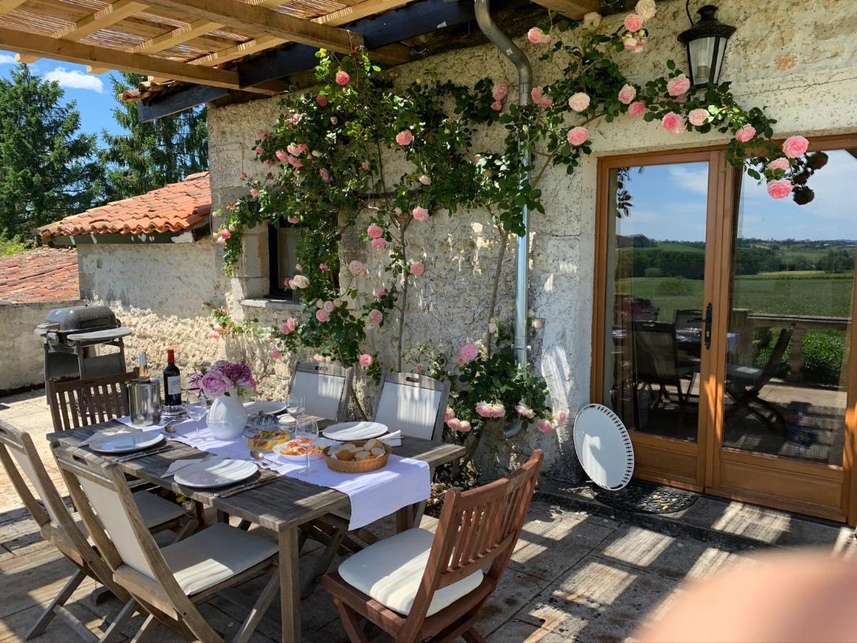 Chez Sarrazin Villa Brossac Exterior photo