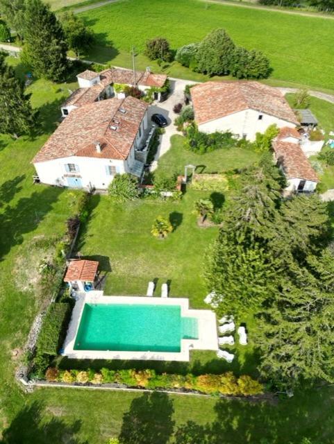 Chez Sarrazin Villa Brossac Exterior photo
